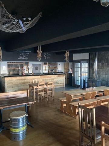 Ocean View Bar & Rooms Laide Luaran gambar